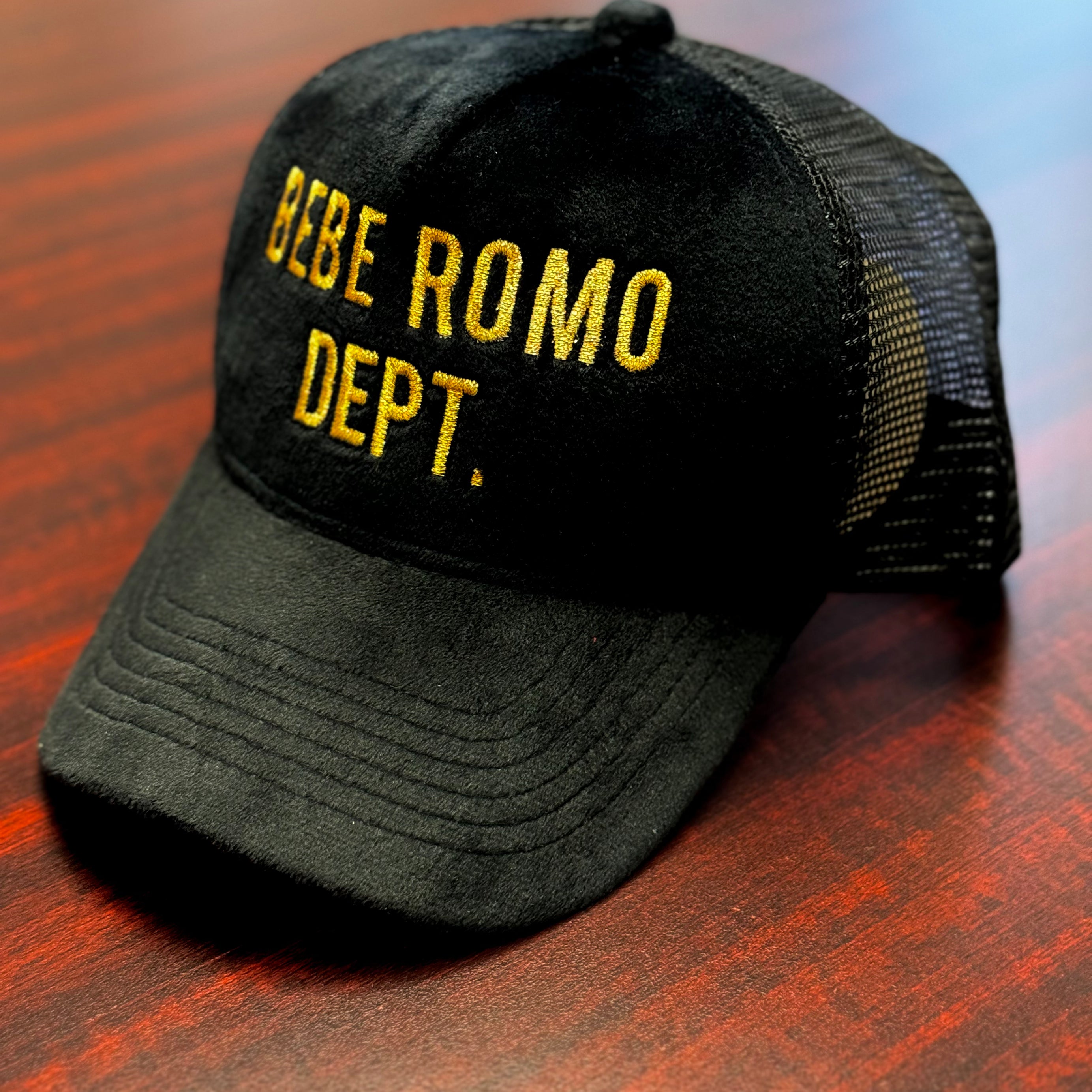 SUEDE TRUCKER HAT-BEBE ROMO DEPT.